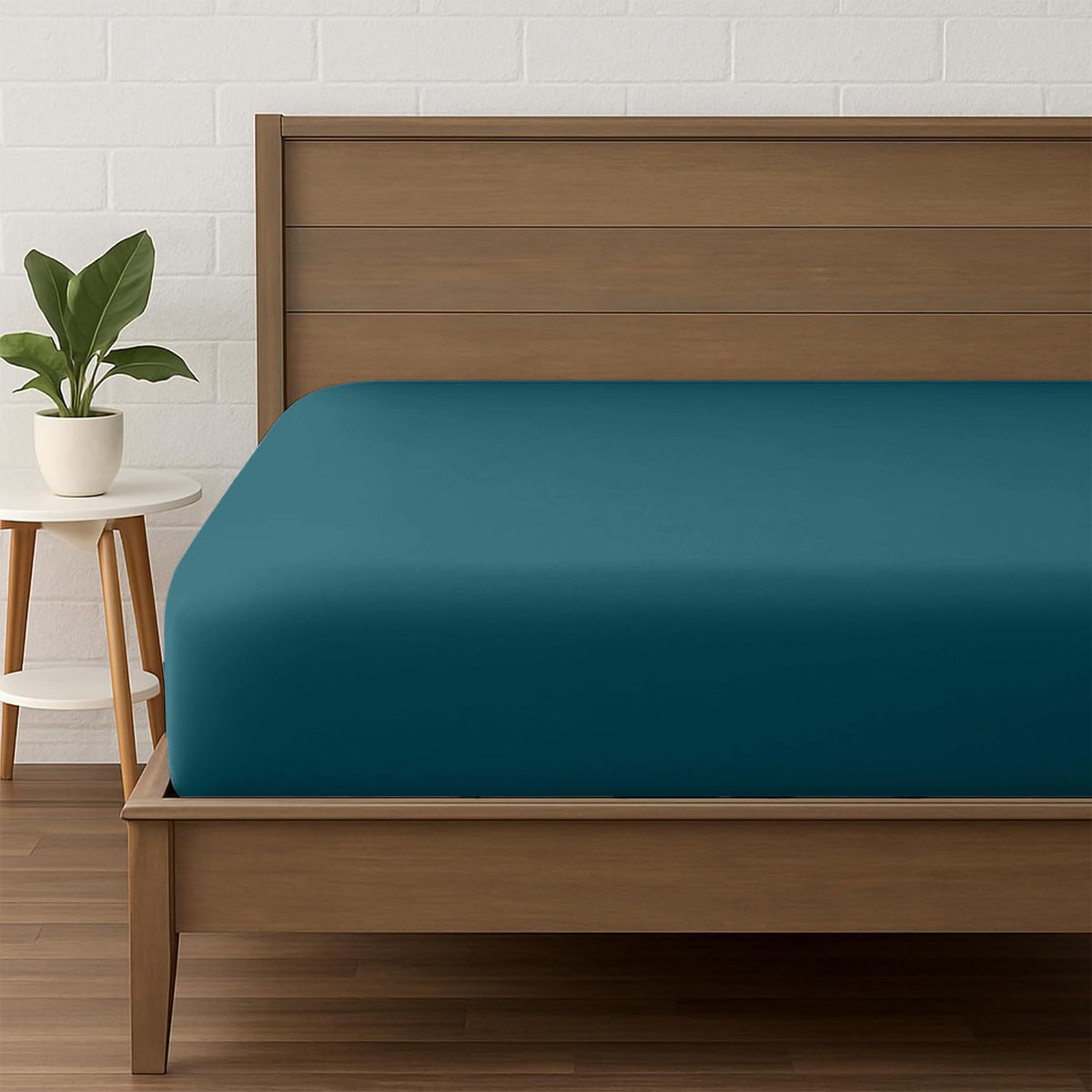 LINENLINK Ultra-Soft Fitted Sheet for Guest Beds