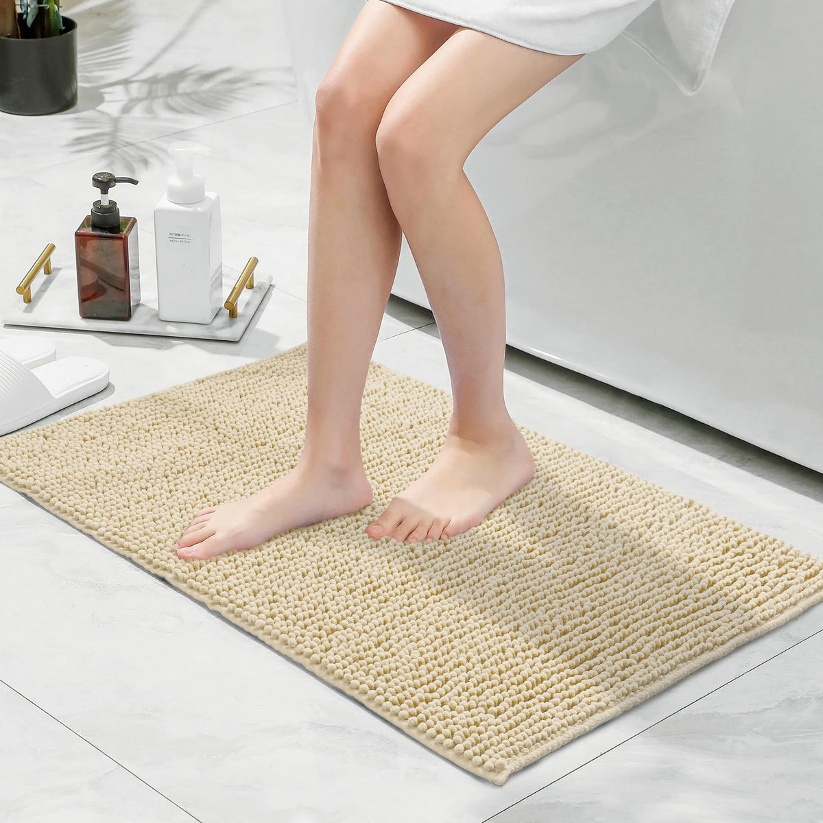 LINENLINK Chenille Bath Mat, Non-Slip Bathroom Rug