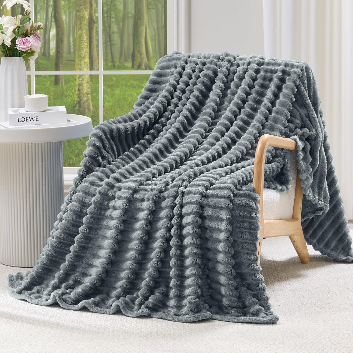 LINENLINK Soft Flannel Fleece Blanket Plush Fluffy